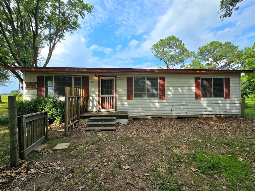 4615 State Highway 110 Property Photo 1