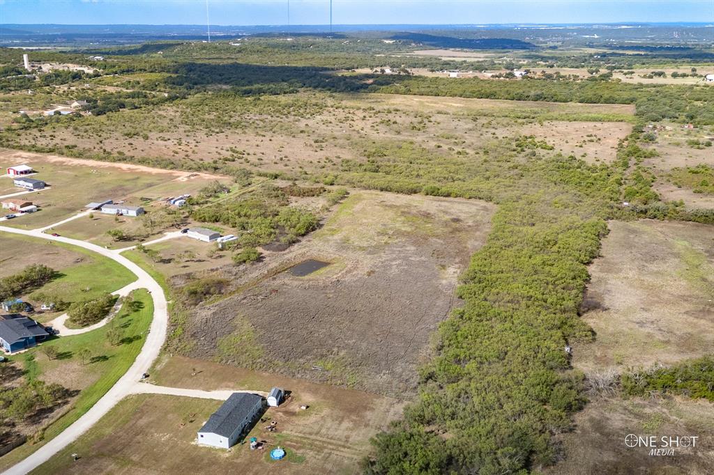1330 Eagle Cove. Lane Property Photo 3