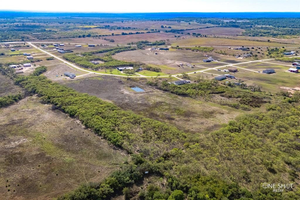 1330 Eagle Cove. Lane Property Photo 4