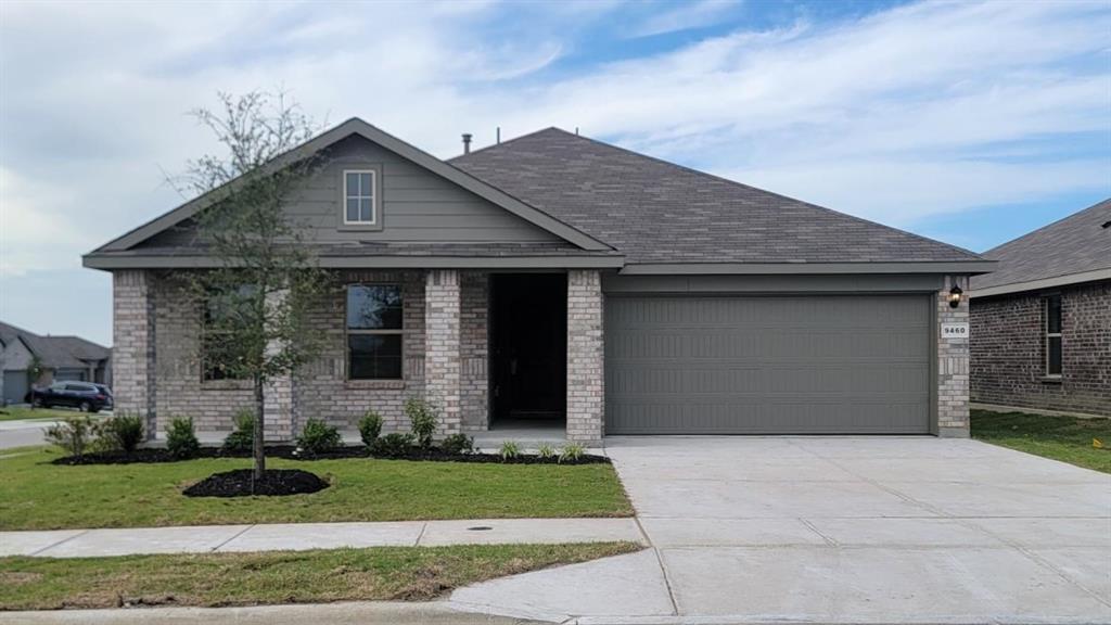 9460 Golden Tree Avenue Property Photo 1