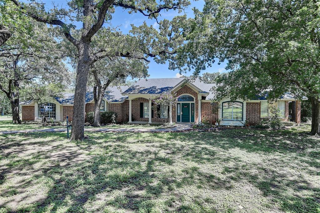 2215 California Lane Property Photo 2