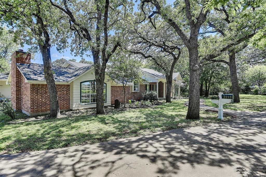 2215 California Lane Property Photo 7