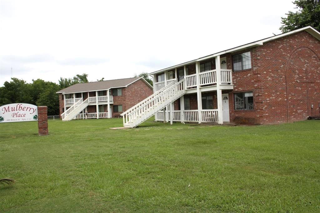 300 Brown Street Property Photo 1