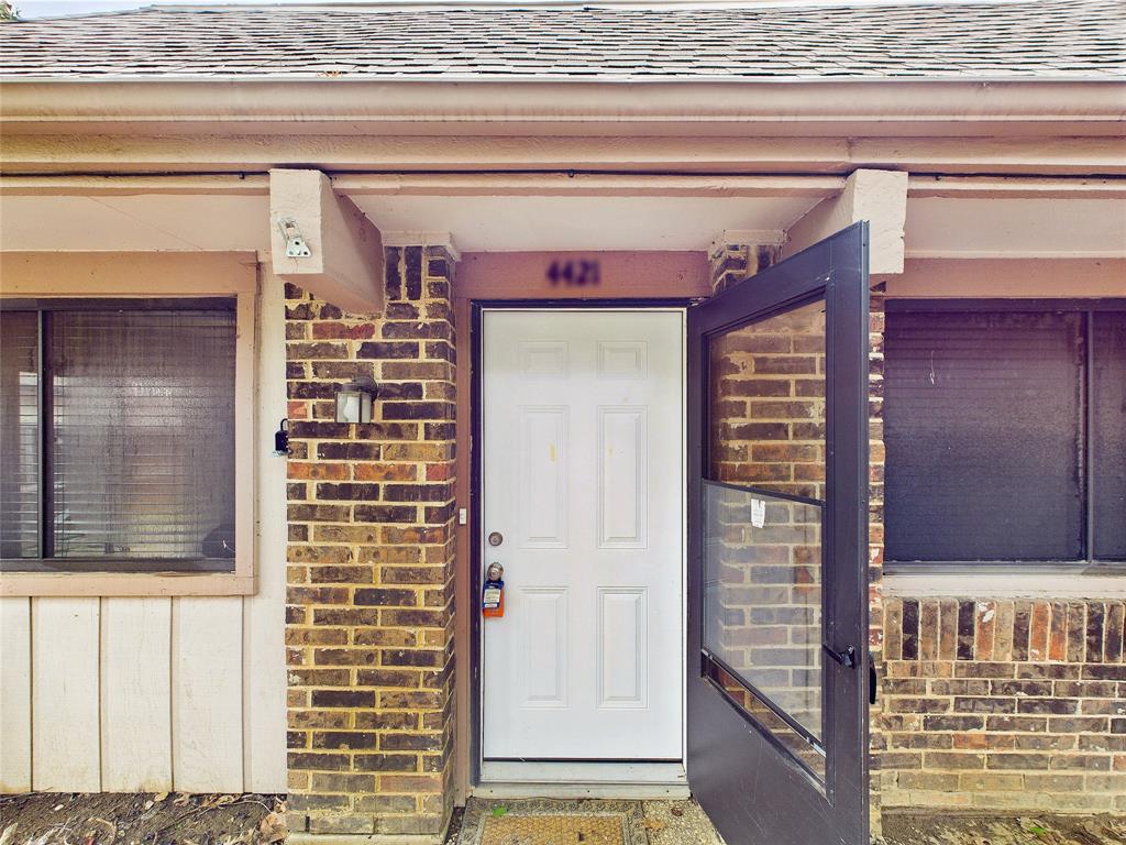 4421 Westminster Drive Property Photo 1