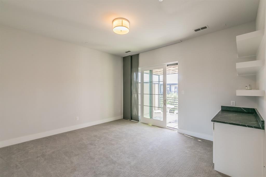 3200 Ross Avenue 6 Property Photo 30