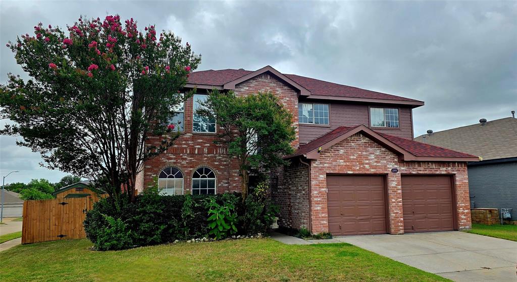 1085 Harriman Drive Property Photo 1