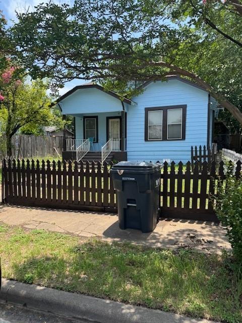 1806 Live Oak Avenue Property Photo 1