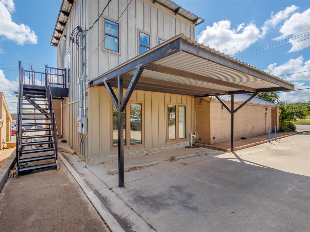 3711 Austin Avenue Property Photo 10