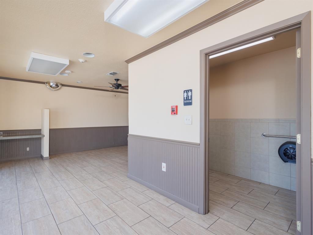 3711 Austin Avenue Property Photo 11