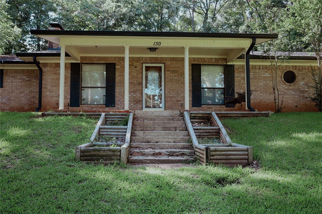 130 Golfcrest Street Property Photo 1