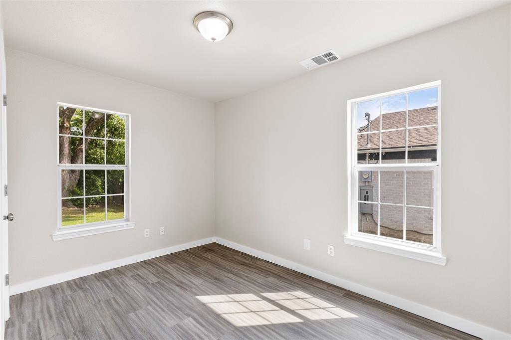 5937 Boone Street Property Photo 10