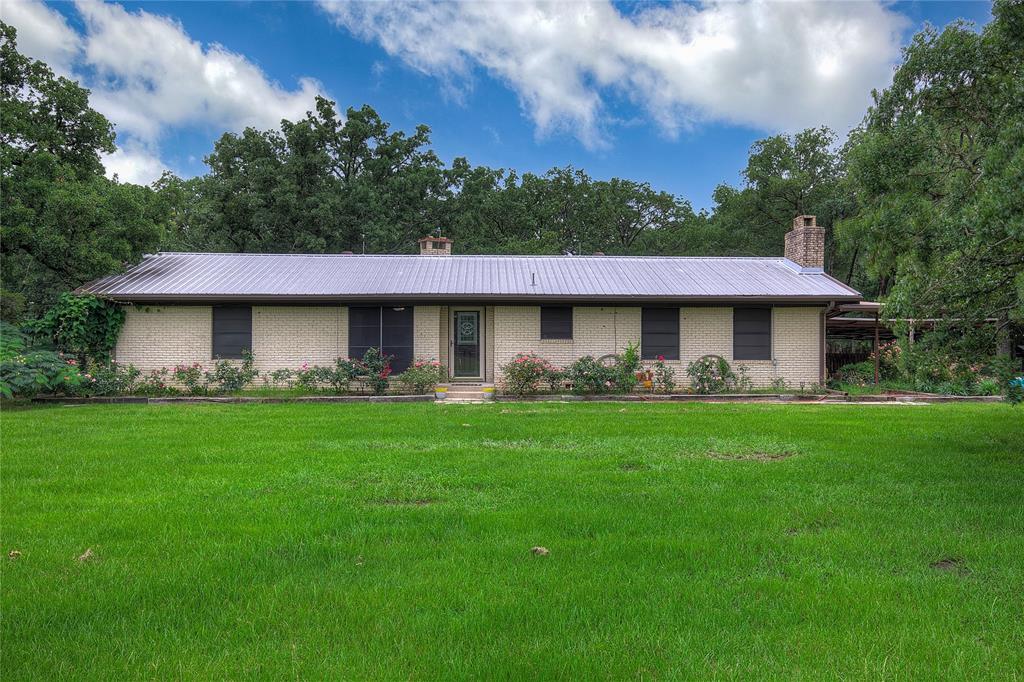 17133 Farm Road 1567 Property Photo 1