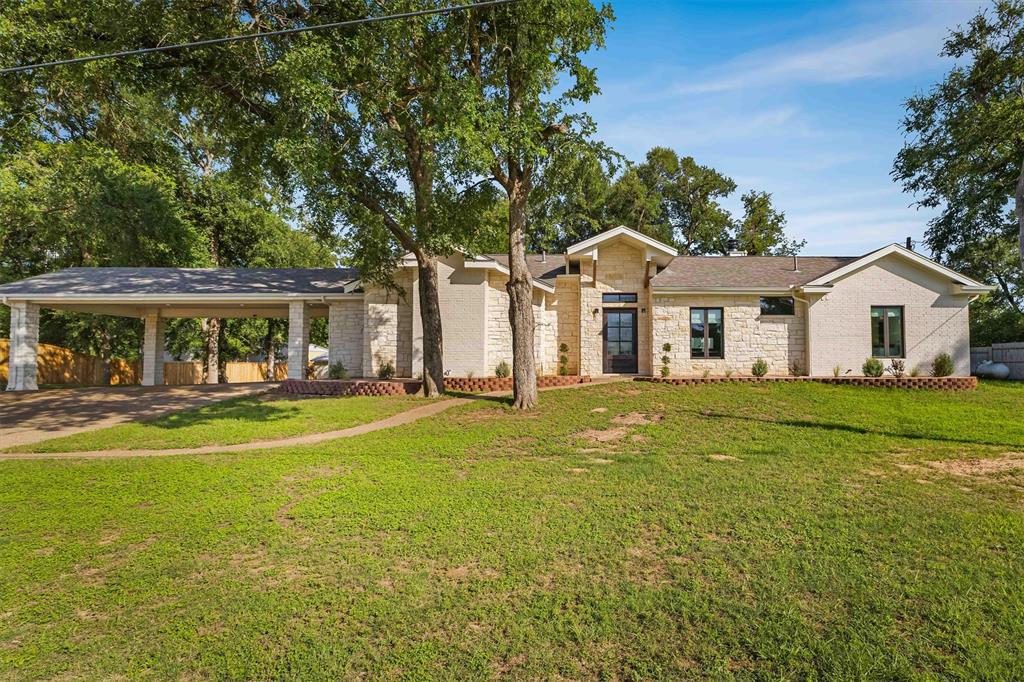 2281 Buster Chatham Road Property Photo 1