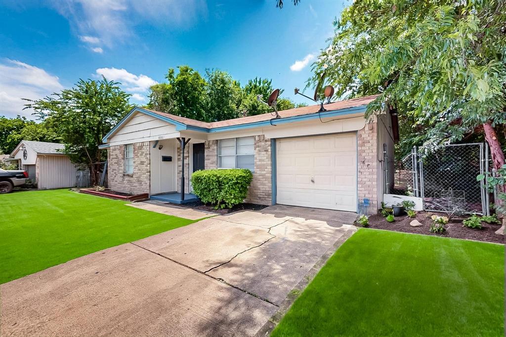 6321 Silvery Moon Drive Property Photo 1