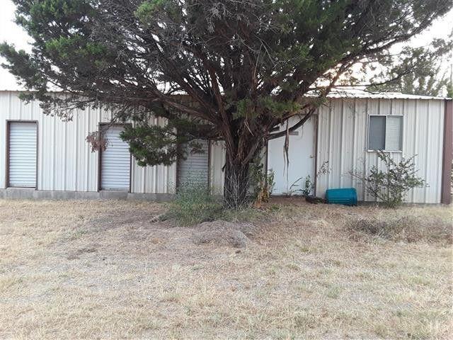 551 Twilla Property Photo 4