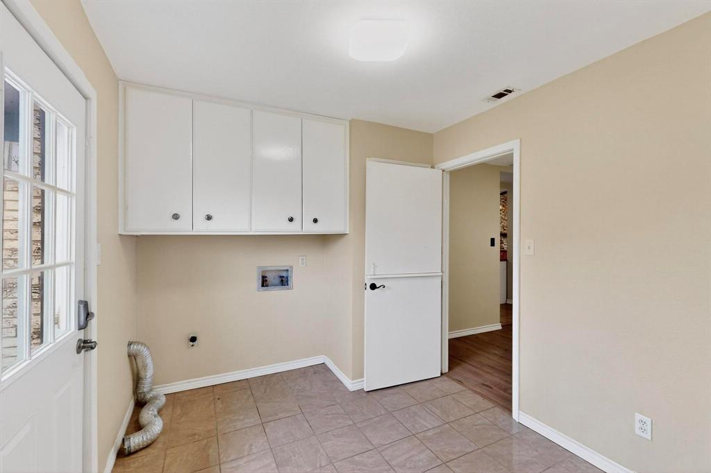 551 Twilla Property Photo 34
