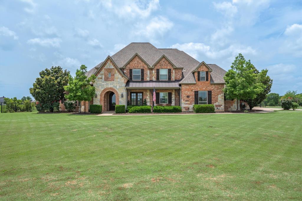 1299 Shadow Lakes Drive Property Photo 1