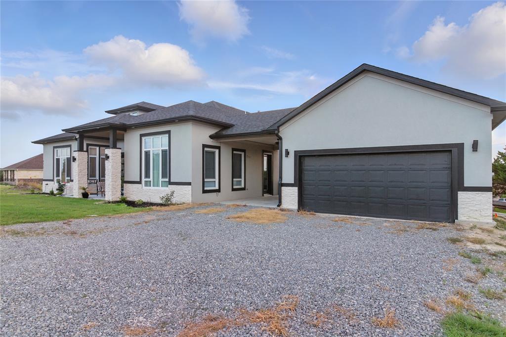 971 Sister Grove Road Property Photo 1