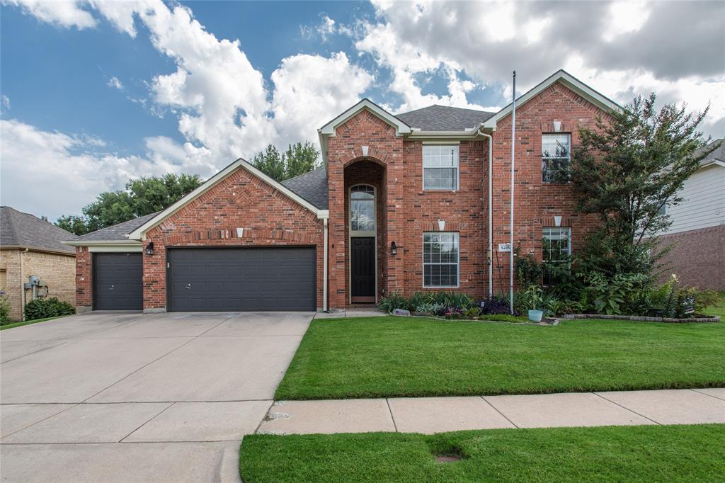 5216 Copper Creek Drive Property Photo 1