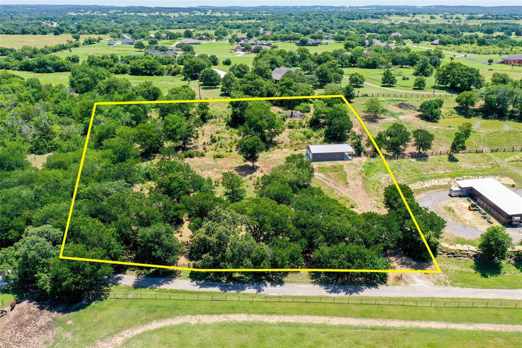1750 S Fm 372 Property Photo 1