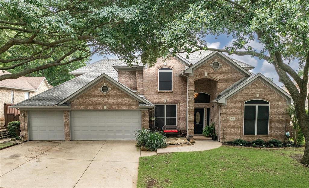 2721 Thistlewood Court Property Photo 1