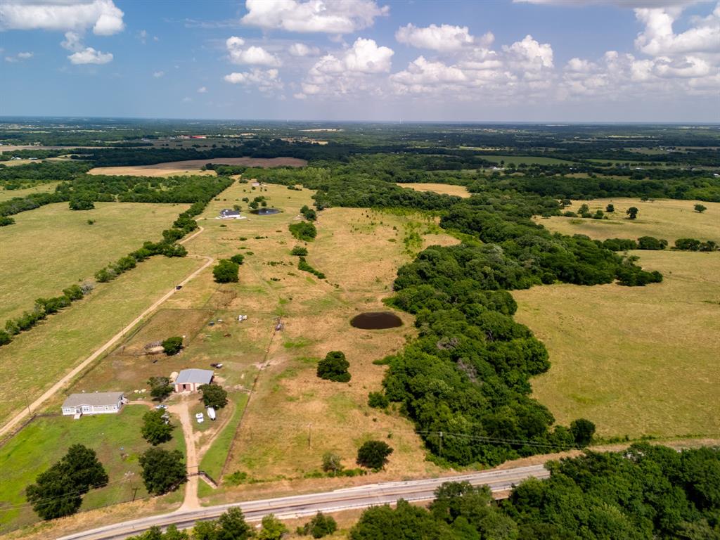 28 Acres Fm 1752 Property Photo 1