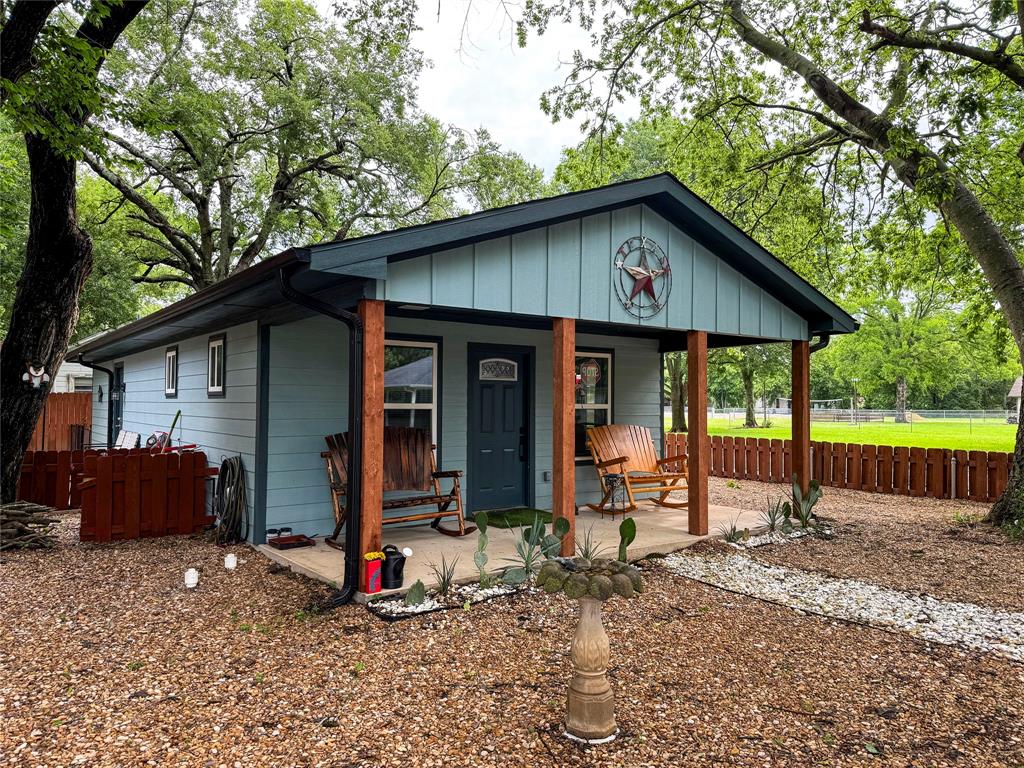 1000 S 4th Street Property Photo 1