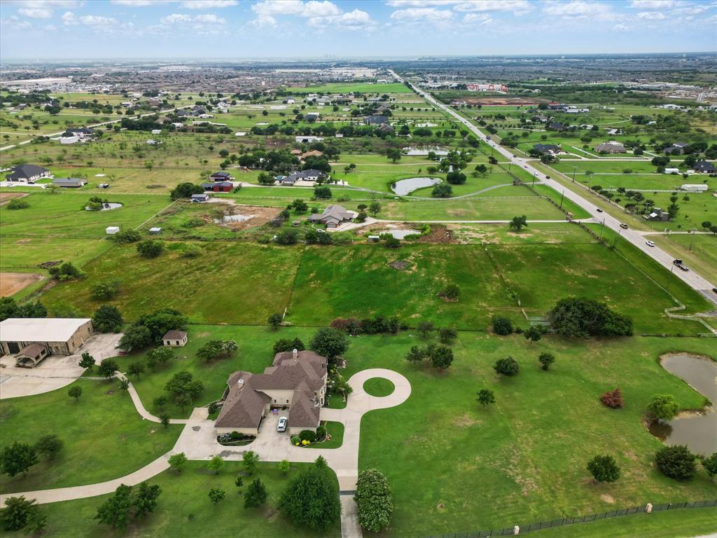 2203 Fm 156 Property Photo 8