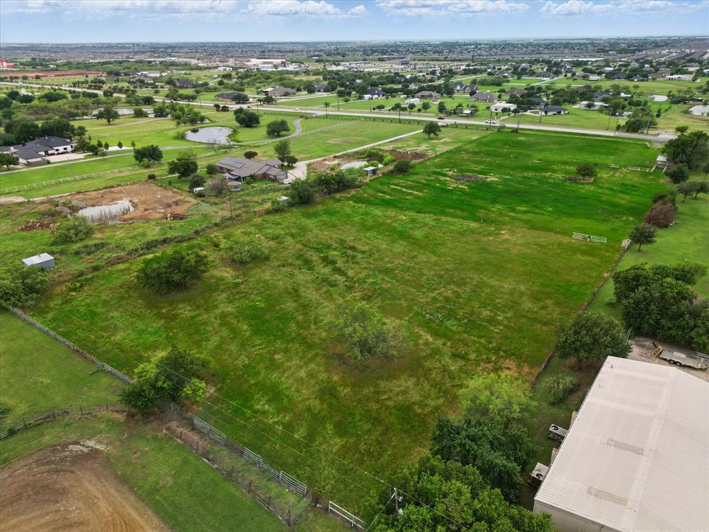 2203 Fm 156 Property Photo 10