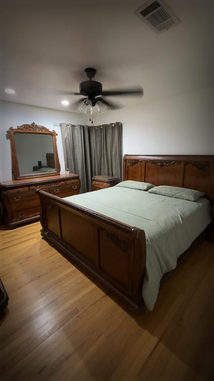1129 N Riverside Drive Property Photo 5