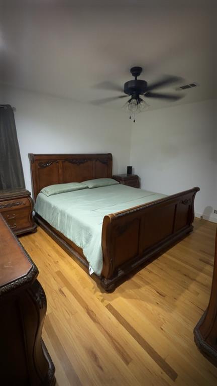 1129 N Riverside Drive Property Photo 10