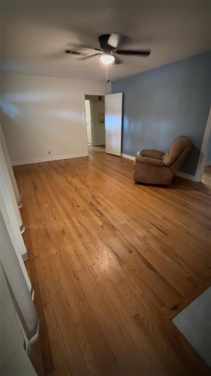 1129 N Riverside Drive Property Photo 20