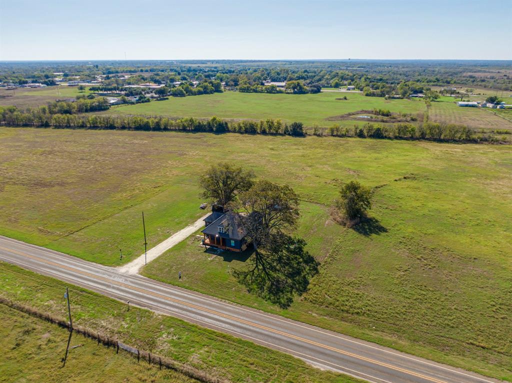 365 Fm 3119 Property Photo 1