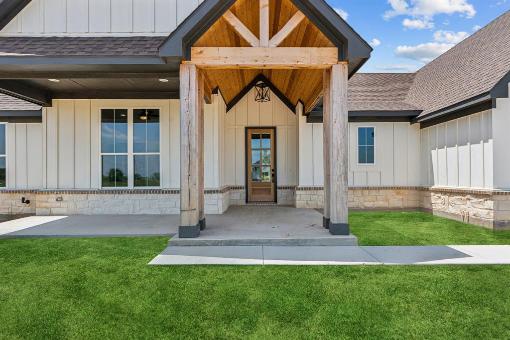 217 Blackjack Crossing Property Photo 1