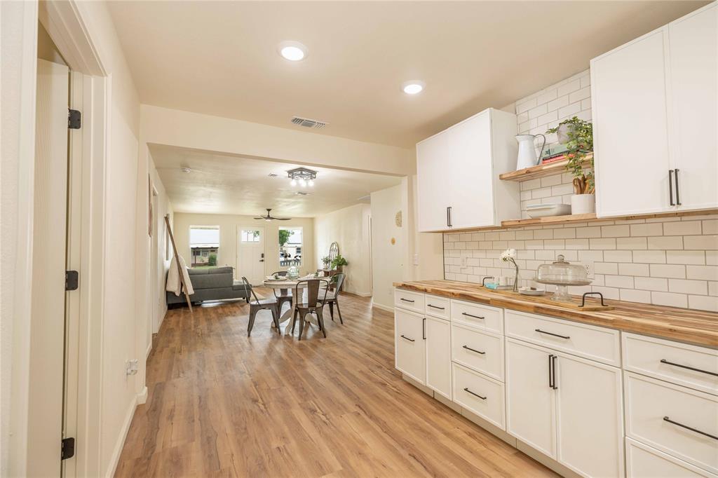 1534 Burger Street Property Photo 12
