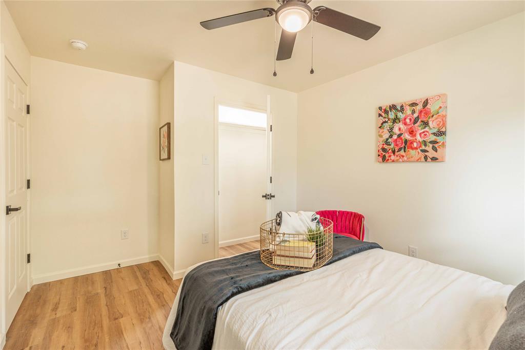 1534 Burger Street Property Photo 18