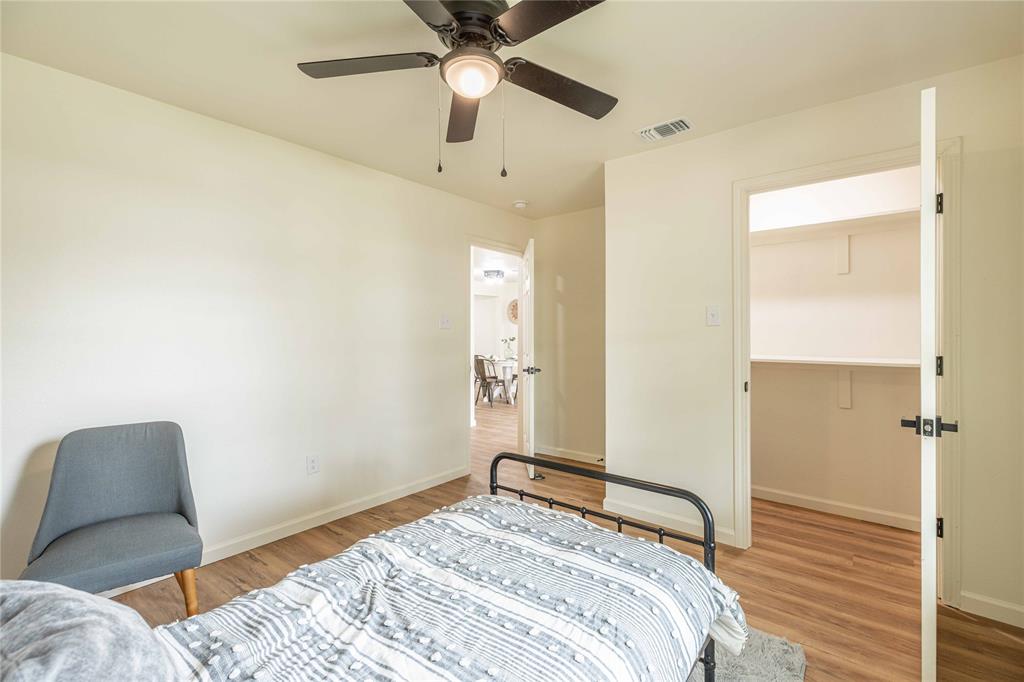 1534 Burger Street Property Photo 22