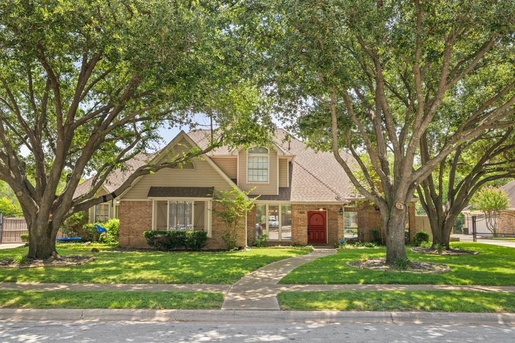 3217 Oak Tree Lane Property Photo 1