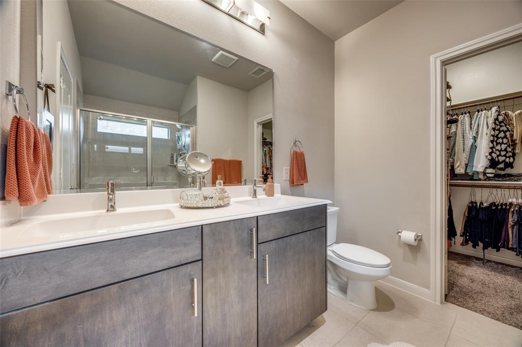 1021 Holcombe Drive Property Photo 13