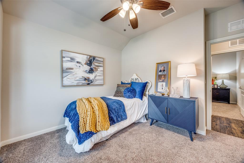 1021 Holcombe Drive Property Photo 15