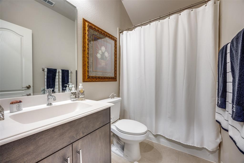 1021 Holcombe Drive Property Photo 16