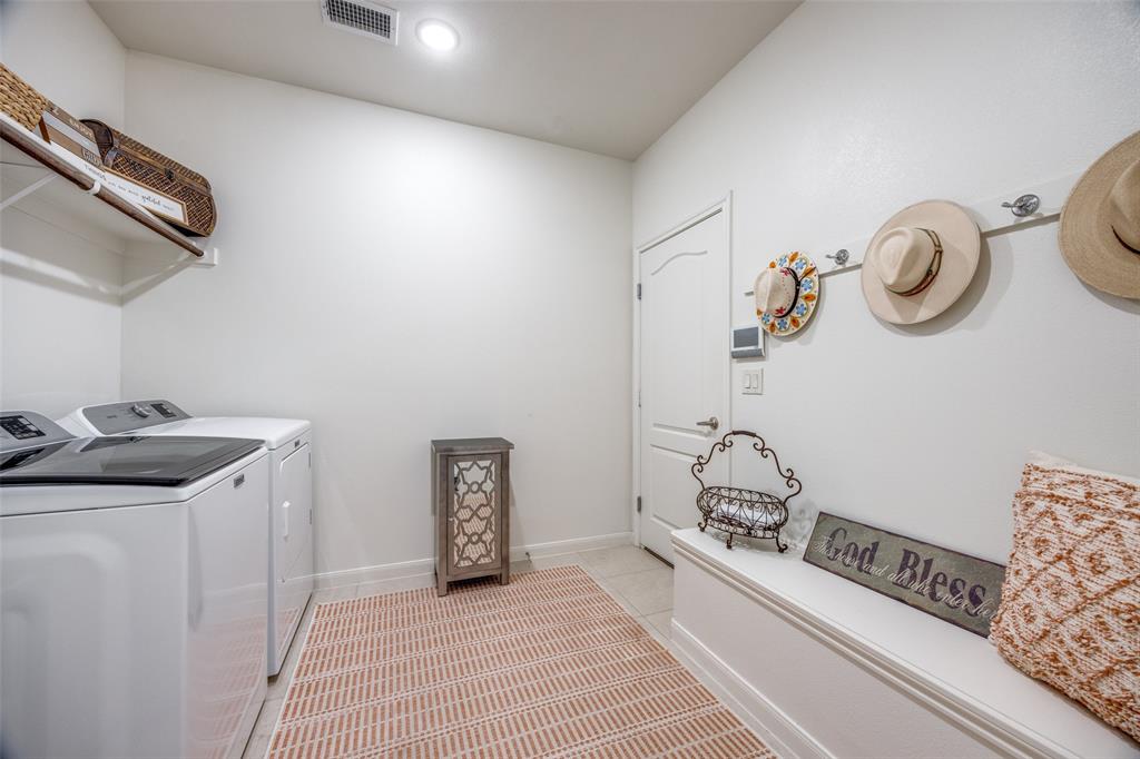 1021 Holcombe Drive Property Photo 19