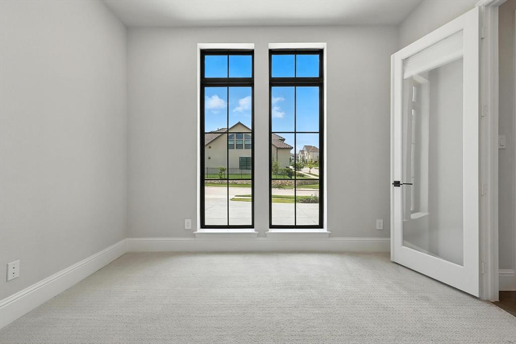 1901 Winding Ridge Road Property Photo 6