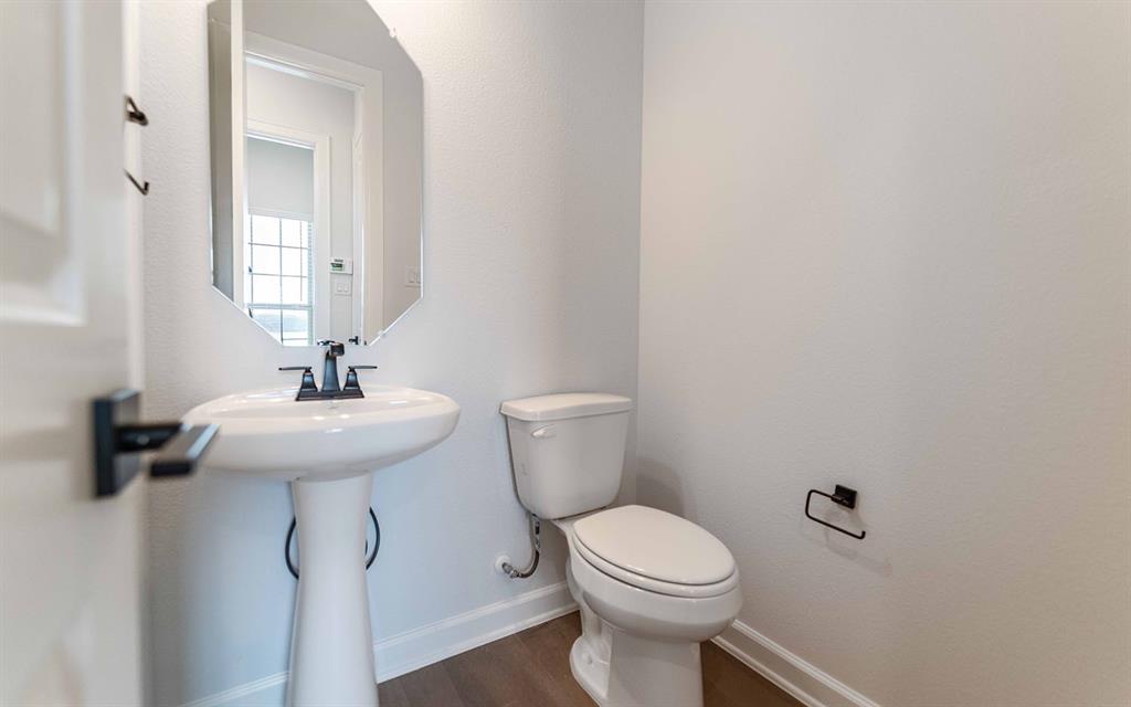 124 Deep Water Court Property Photo 12