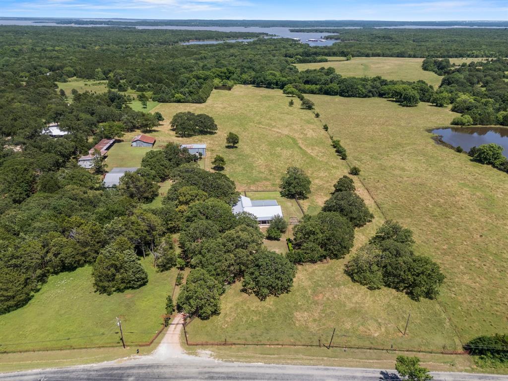 1060 Gordonville Road Property Photo 1