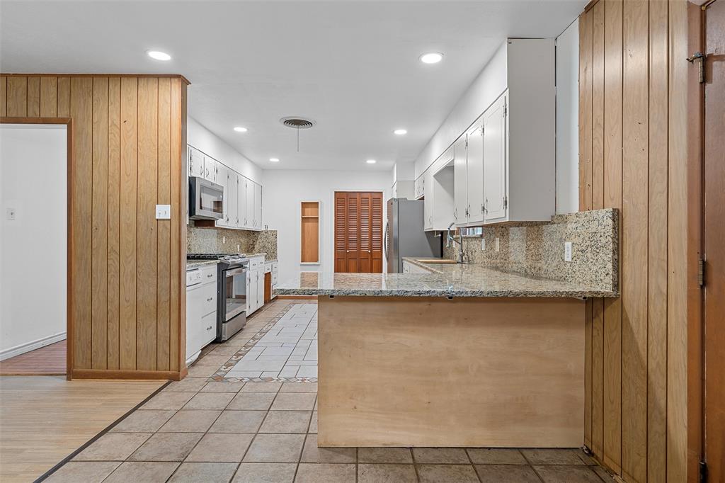 117 Oak Forest Drive Property Photo 8