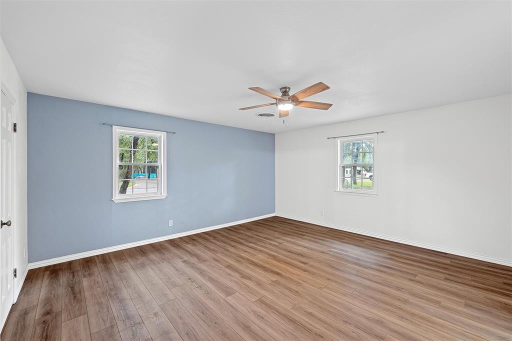 117 Oak Forest Drive Property Photo 18