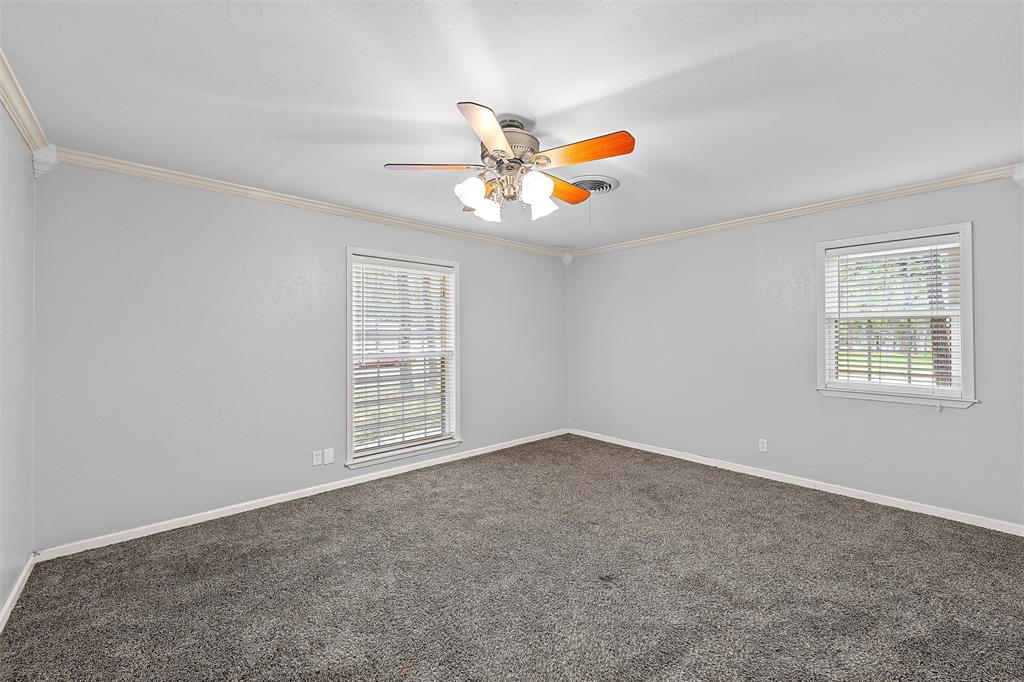 117 Oak Forest Drive Property Photo 24