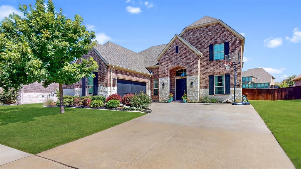 512 Emerson Drive Property Photo 1