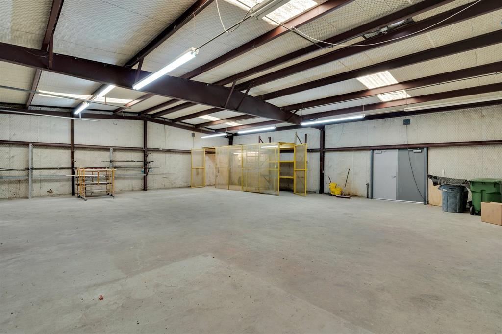 106 Mcclung Street Property Photo 18
